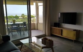 Nice: Bel Appartement Vue Mer Avec Grande Terrasse